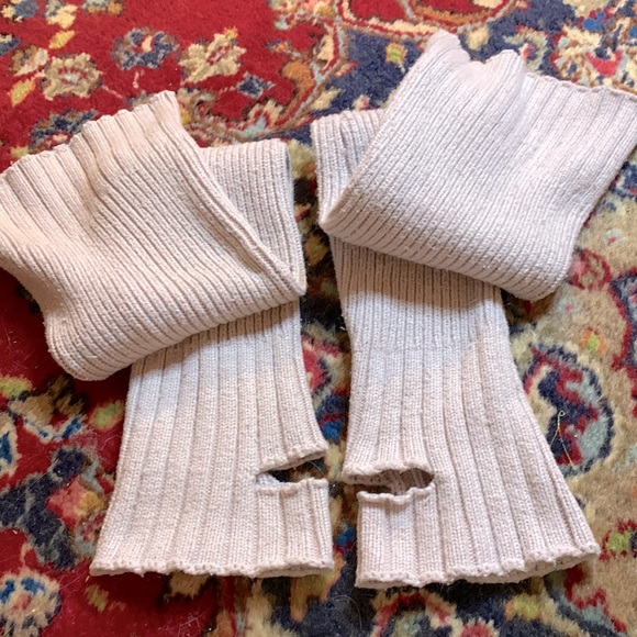 Knitted Leg Warmers - Picture 1 of 3